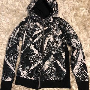 lululemon patterned scuba hoodie